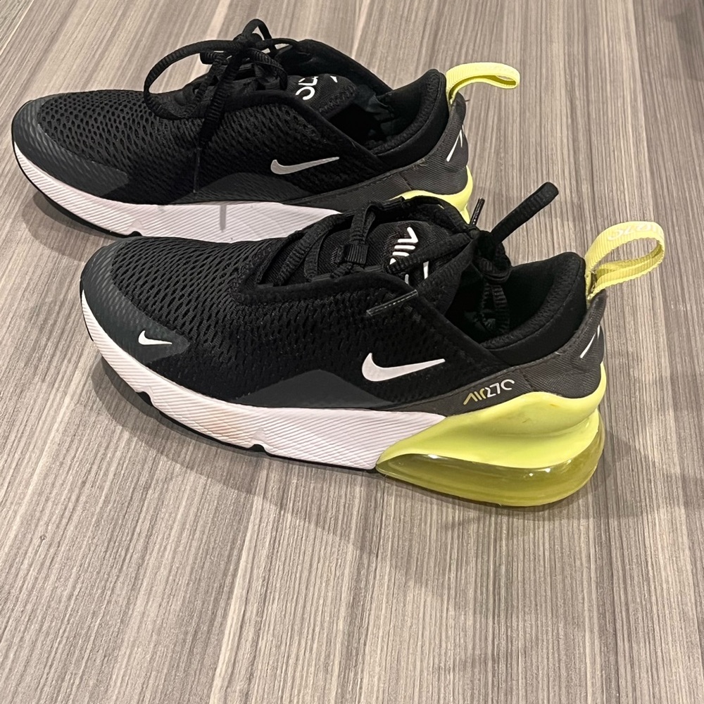 Nike Air Max 270 Black and Yellow Sneakers